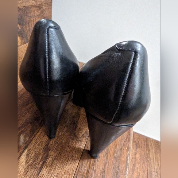 5th Avenue Classic black leather pump Size 40, New - Picture 5 of 12
